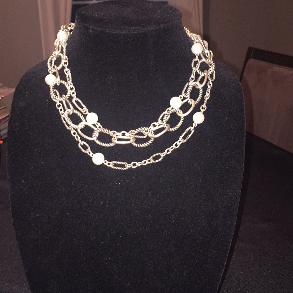 Premier design. Necklace and bracelet